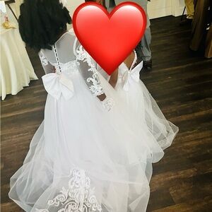 Elegant White Lace Dress with Bow